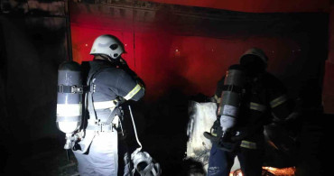 Hassa’da Kontainer Yangını: Bir Kullanım Alanı Kaybedildi