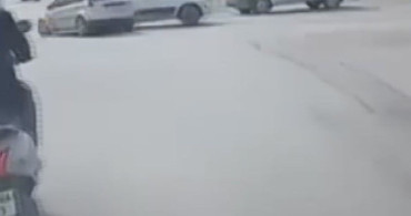 Hatay Dörtyol'da Hafif Ticari Araç ile Otomobil Çarpıştı