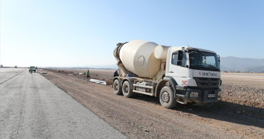 Hatay Havalimanı'nda İkinci Pist Yapımı Devam Ediyor