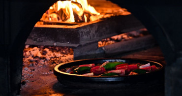 Hatay Tepsi Kebabı: Lezzetin Zirvesi