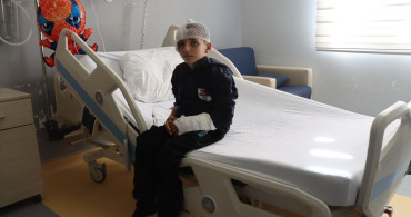 Hatay'da 10 Yaşındaki Çocuğun Tedavisi Devam Ediyor