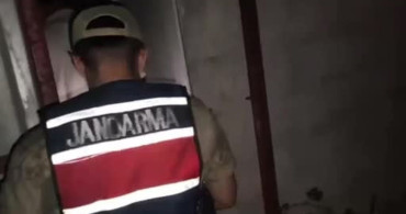 Hatay’da ahırda saklanan 2 kilo 422 gram uyuşturucu madde ele geçirildi