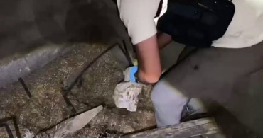 Hatay'da ahırda saklı 2 kilo uyuşturucu ele geçirildi