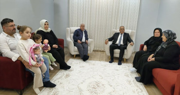 Hatay'da Depremzede Aile Cumhurbaşkanı Erdoğan'ı Ağırladı