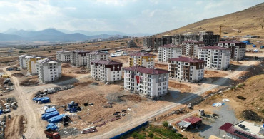 Hatay’da depremzedeler yuvalarına kavuşacak: 5 bin bağımsız bölümün temeli atıldı