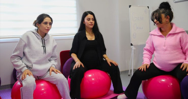Hatay'da Gebe Okulu ile Doğum Kaygıları Azalıyor