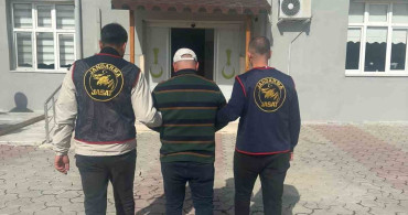 Hatay'da JASAT'tan Kaçak Şahsa Operasyon
