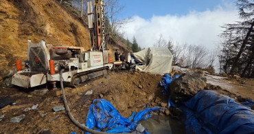 Hatay'da Kaya Parçasının Altında Kalan İşçi Hayatını Kaybetti