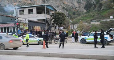 Hatay'da Motosiklet Kazası: 1 Ölü, 2 Yaralı