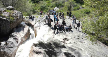 Hattuşa'da 7 Bin Yıllık Tarihe Yolculuk: Doğaseverler Hitit Yolu'nda Buluştu