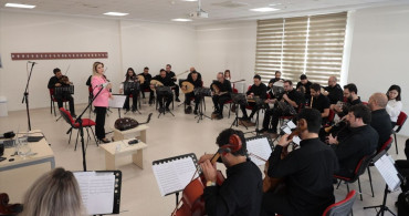 Haveran Türk Musikisi Topluluğu Dinleyicilerle Buluşuyor