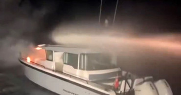 Haydarpaşa Açıklarında Tekne Yangını