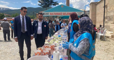 Hayır Çarşısı Kuruldu: Sultandağı'nda Kur'an Kursu Öğrencileri İçin Destek