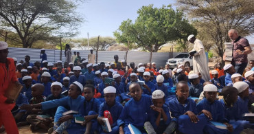 Hayırseverlerden Afrika'ya Kur'an-ı Kerim Desteği