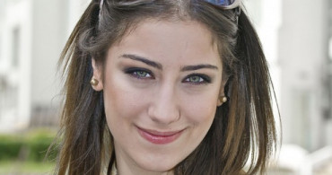 Hazal Kaya'dan Üzen Haber!