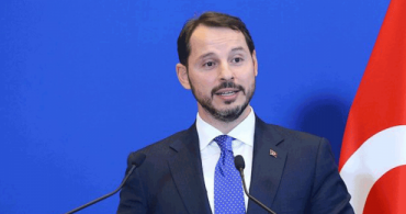 Hazine ve Maliye Bakanı Berat Albayrak'tan Kur Fırsatçılarına: Daha Çok Beklersiniz