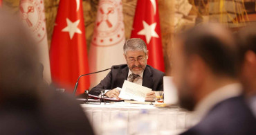 Hazine ve Maliye Bakanı Nureddin Nebati konut sektörü ile buluştu: Vatandaşları rahatlatacak adımlar görüşüldü!