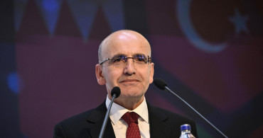 Hazine ve Maliye Bakanı Şimşek Açıkladı: "Aşırı Kaynak Girişi Var, Bunun Yönetimi Üzerine Çalışıyoruz"