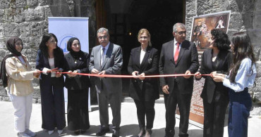 Hazo Hanı'nda Duygu Yüklü Sanat Sergisi