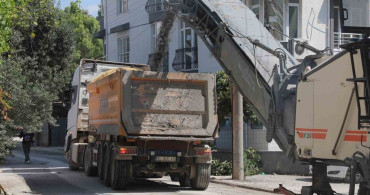 Hbb, Antakya ve Defne'de yol çalışmalarını sürdürüyor