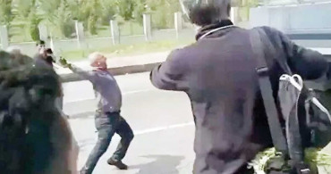 HDP Milletvekili Alican Önlü polise taşla saldırdı