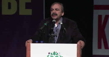 HDP'li Sırrı Süreyya Önder'i CHP Milletvekili Mehmet Bekaroğlu Ziyaret Etti