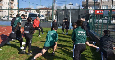 Hendek Halk Eğitim Merkezi Sporla Şampiyonlar Yetiştiriyor
