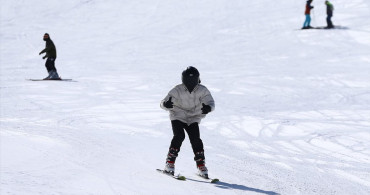 Hesarek Kayak Merkezi'nde İlkbahar Keyfi