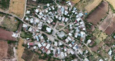 Heyelan sonrası taşınan kuşakkaya köyü dairesel mimarisiyle dikkat çekiyor
