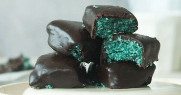 Hindistan Cevizli Spirulina Çikolata Tarifi