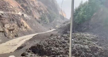 Hindistan'da Felaket! 200 Kişi Kayboldu