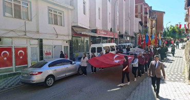 Hisarcık'ta 19 Mayıs Gençlik Yürüyüşü Gerçekleşti