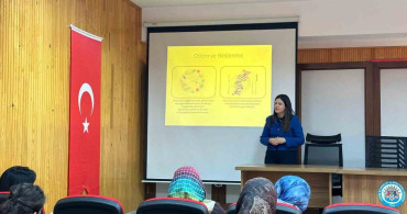 Hitit Üniversitesi'nde Otizm ve Beslenme Semineri Düzenlendi