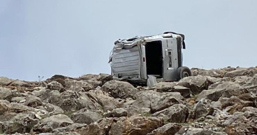 Hizan'da Trafik Kazası: Genç Sürücü Hayatını Kaybetti