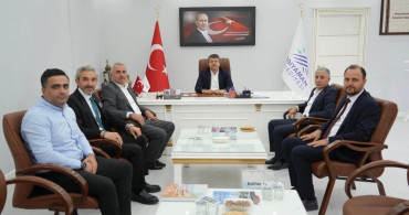 Hizmet-İş genel başkanvekili özdemir’den belediye işçilerine birlik çağrısı