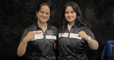 Hollanda Açık Dart Turnuvası'nda Zafer