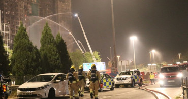 Hong Kong'daki Yangında 75 Kişi Hayatını Kaybetti