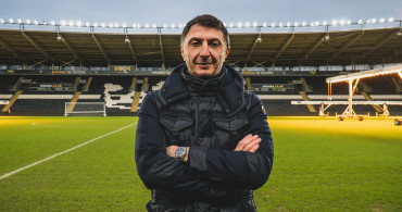 Hull City Teknik Direktörü Şota Arveladze, Trabzonspor adına çok mutlu olduğunu söyledi