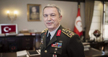 Hulusi Akar 15 Temmuz gecesi yaşananları anlattı: Silah dayadılar sık ulan şerefsiz dedim