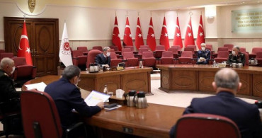 Hulusi Akar: Kasım 2019'da Silah Altına Alınanların Hizmet Sürelerinin Bir Ay Uzatılmasını Planlıyoruz