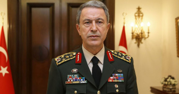 Hulusi Akar’dan hava harekatı açıklaması: ‘Sınıra 140 km mesafedeki Asos'ta vuruldular!’