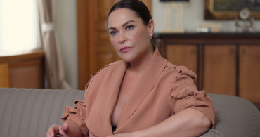 Hülya Avşar Oyunculuğa Tövbe Etti: Ünlü Sanatçı Rol Aldığı Masumiyet Dizisinden Bin Pişman!