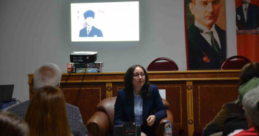 Hülya Başarangil Demir Bilecik'te Kitapseverlerle Buluştu