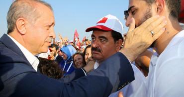 İbrahim Tatlıses'ten Cumhurbaşkanı Erdoğan'a Övgü Dolu Sözler 