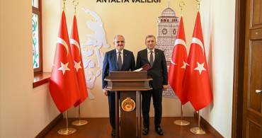 İçişleri Bakan Yardımcısı Karaloğlu Antalya'da Toplantı Düzenledi