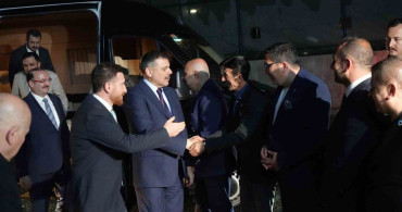 İçişleri Bakanı Çiftçi, Erzurumspor FK’yı Ziyaret Etti