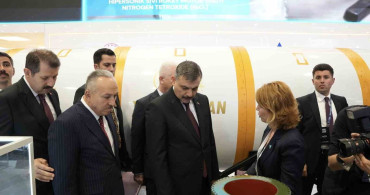 İçişleri Bakanı Çiftçi, SAHA EXPO'da Yerli ve Milli Ürünleri İnceledi