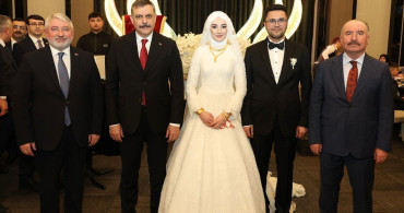 İçişleri Bakanı Çiftçi, Yıldırım Ailesinin Düğününde Nikah Şahidi Oldu
