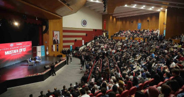 İçişleri Bakanı Mustafa Çiftçi, Erzurum'da TÜGVA İhtisas Akademi Programı'na Katıldı