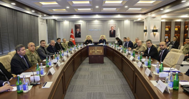 Iğdır Valisi Turan, Alican Sınır Kapısı'nda İncelemelerde Bulundu